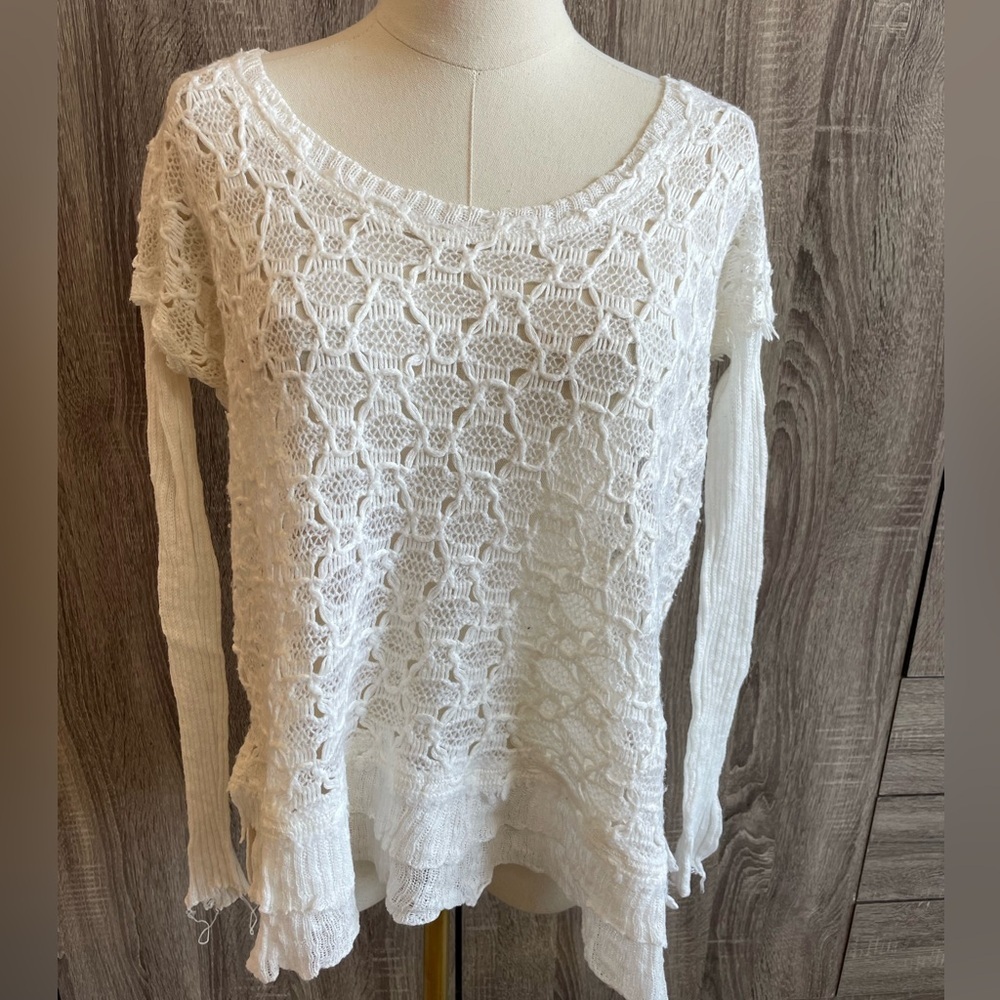 FREE PEOPLE Crocheted Sweater w/Ruffle Fringe Hem Cotton/Linen/Wool Blend. XS